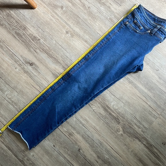 Guess Soft Vintage Jeans - Picture 3 of 8